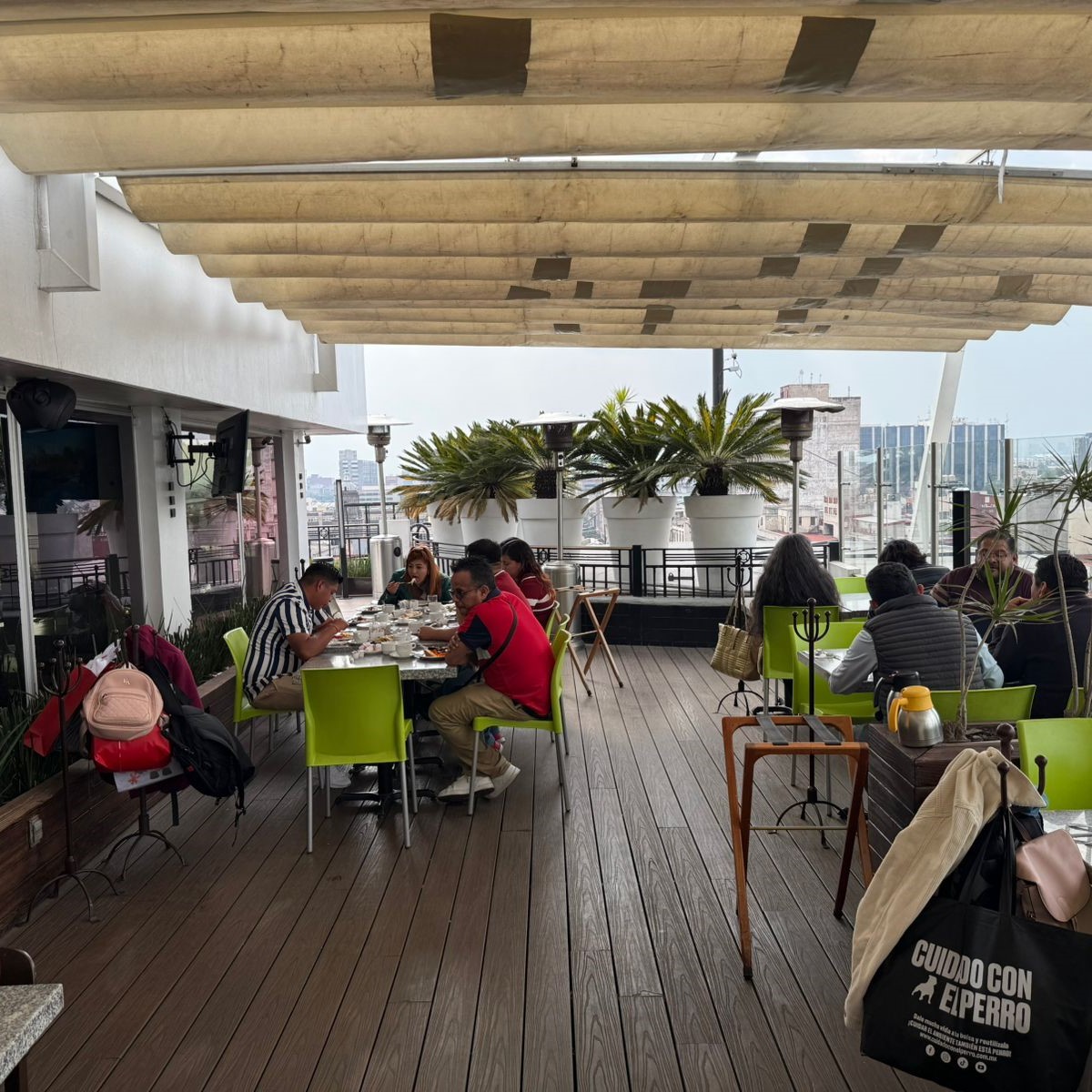 Restaurante Liverpool Centro 18
