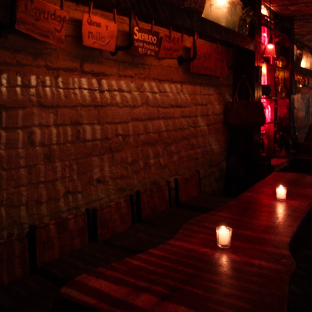 La Clandestina Mezcaleria Condesa 10