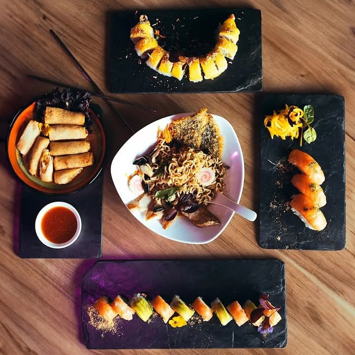 Izakaya Sushi y Wok Bogotá 7