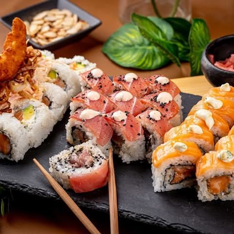 Izakaya Sushi y Wok Bogotá 14