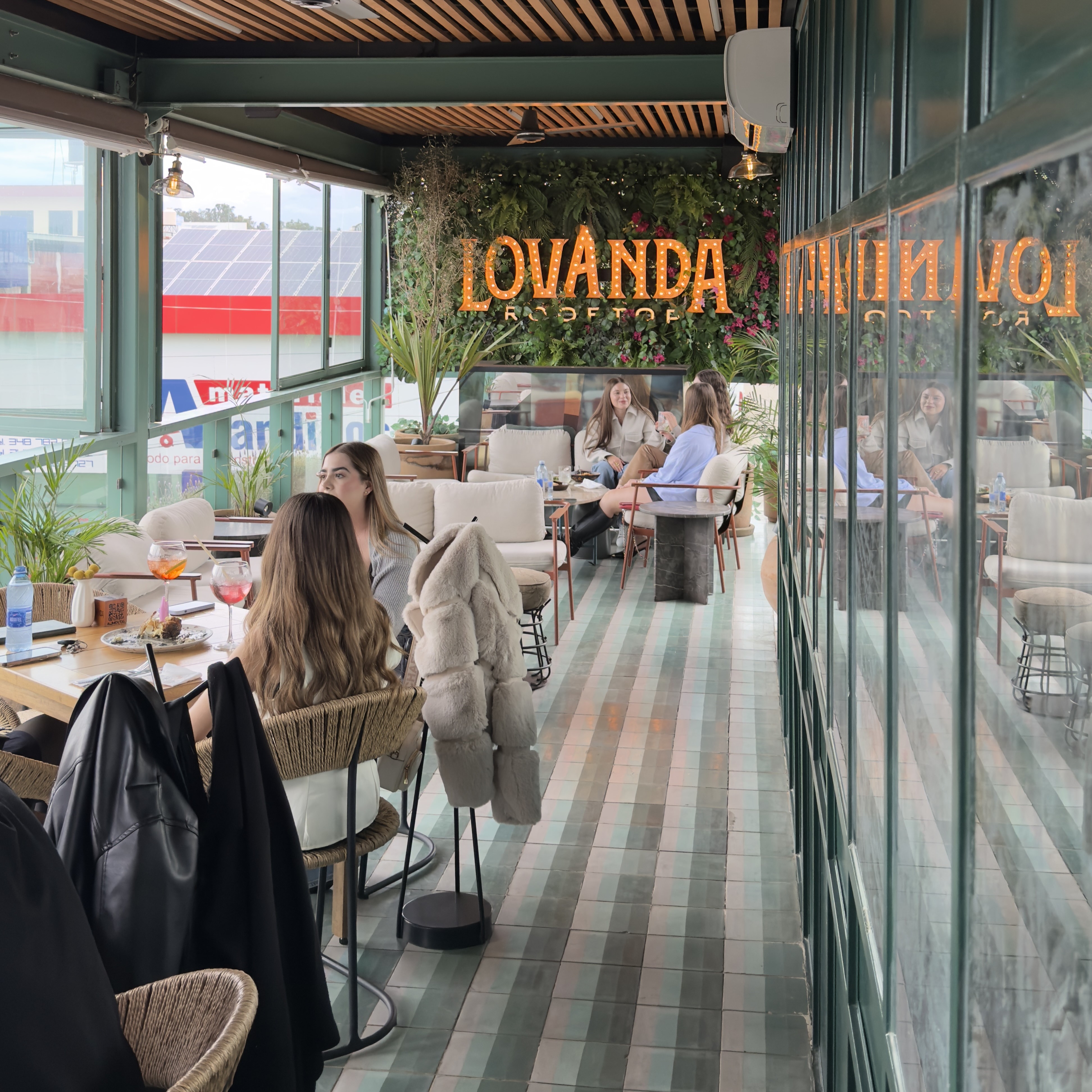 LOVANDA Rooftop Arandas 13
