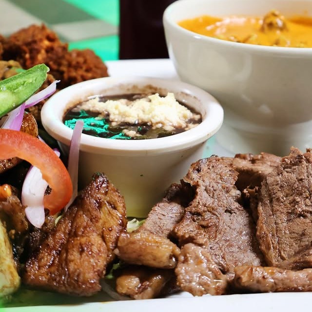 Yaxchilán Restaurante y Cafetería Tuxtla 14