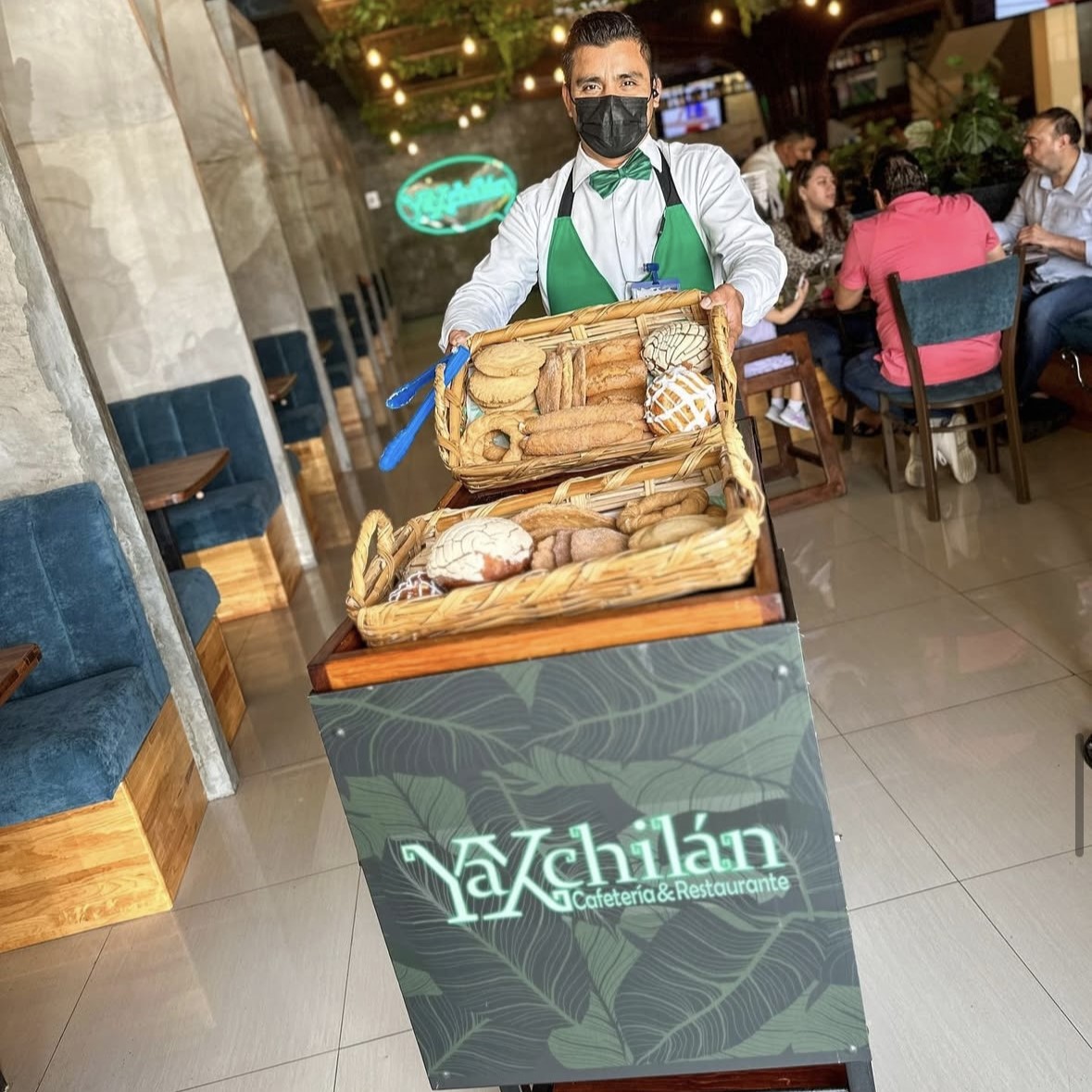 Yaxchilán Restaurante y Cafetería Tuxtla 5