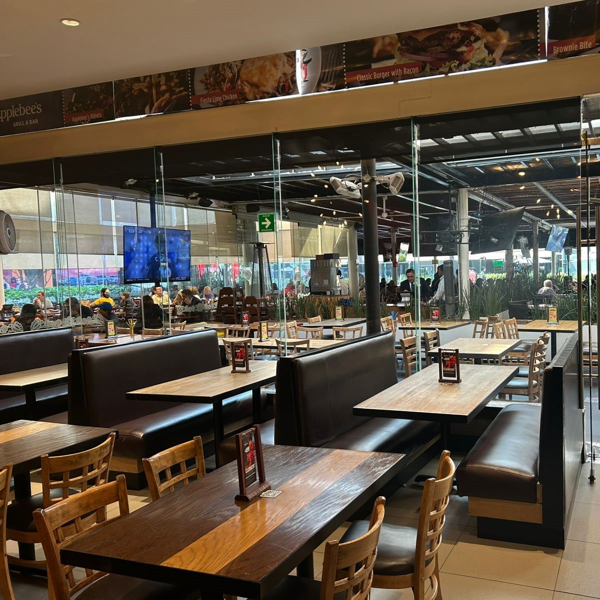 Applebee's Delta - foto 3