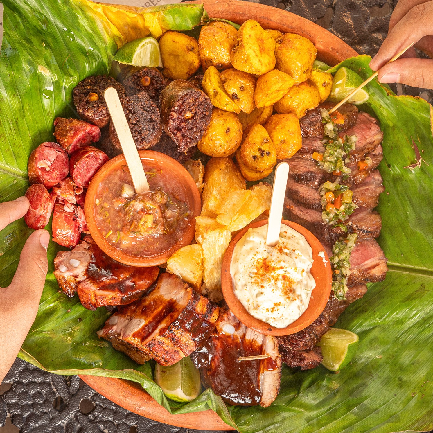 Tin Marín Parrilla Bar Tunja 8