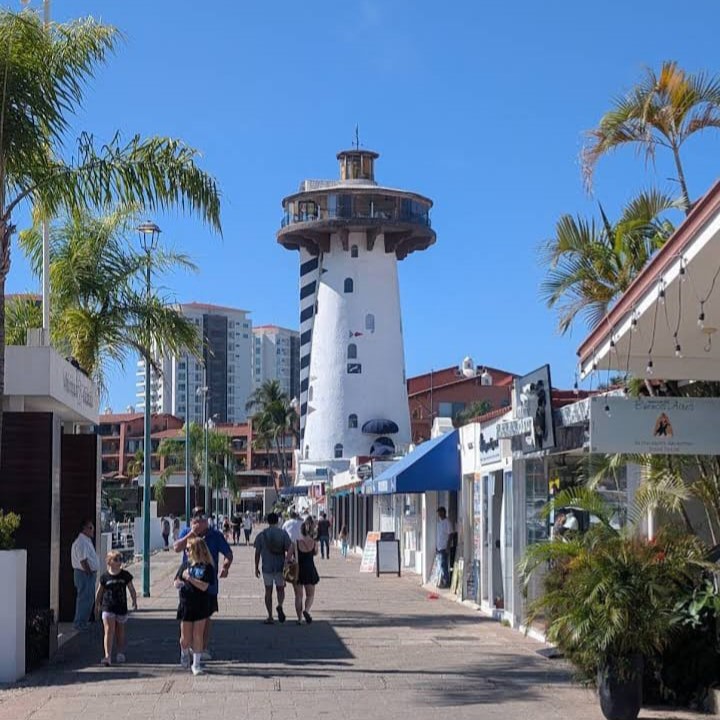 36 by El Faro Puerto Vallarta 6