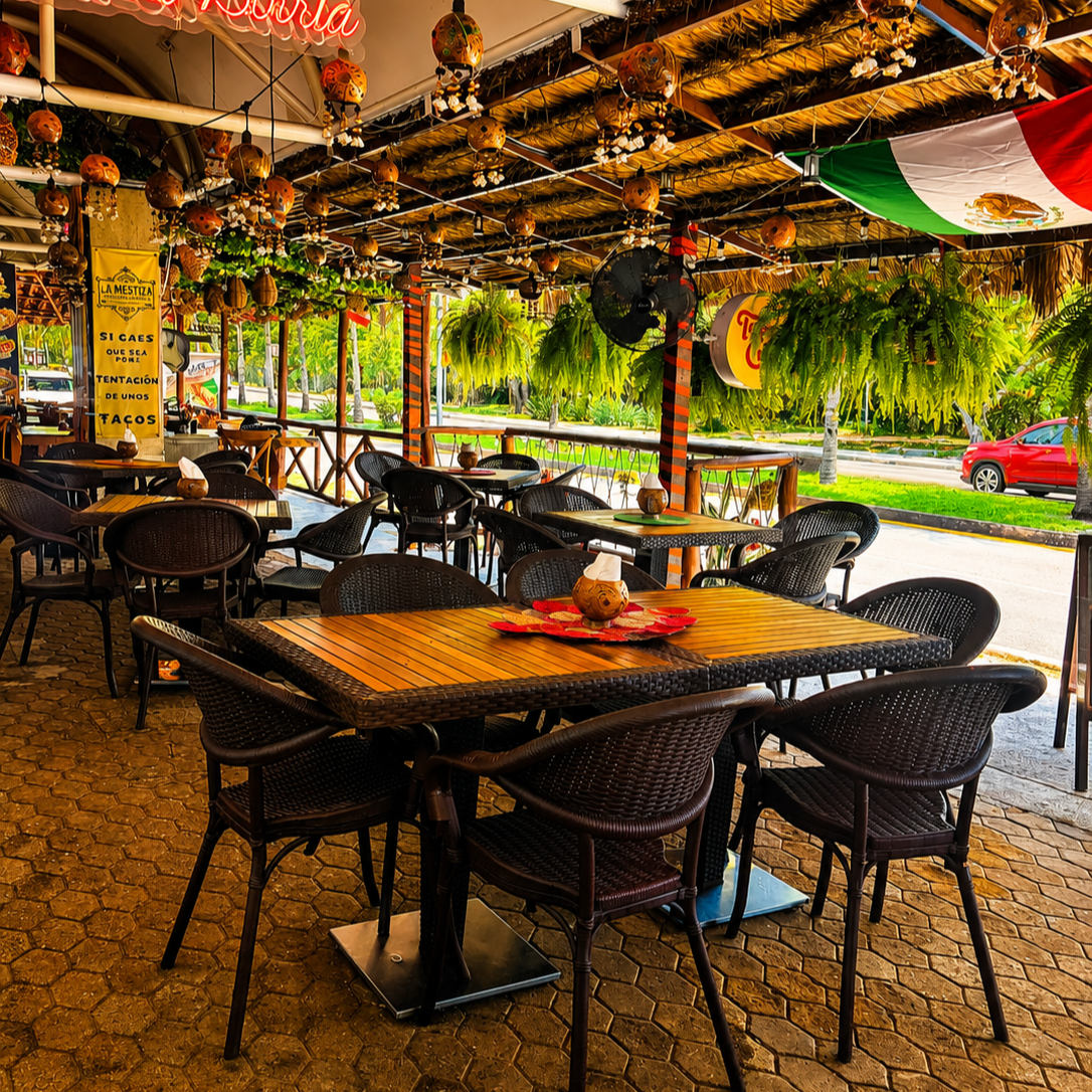 La Mestiza Asada Al Carbón Cancún - foto 1