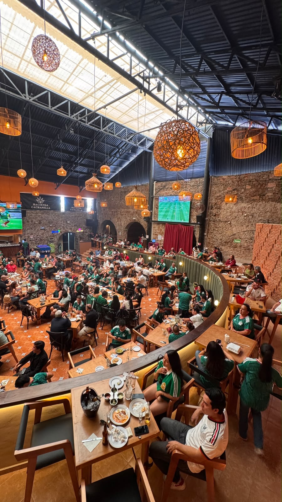 Cantina Callejas Querétaro - foto 1