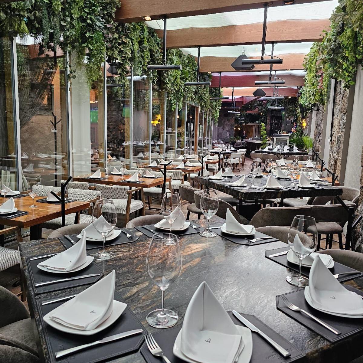 Restaurante Mochomos Palmas 21