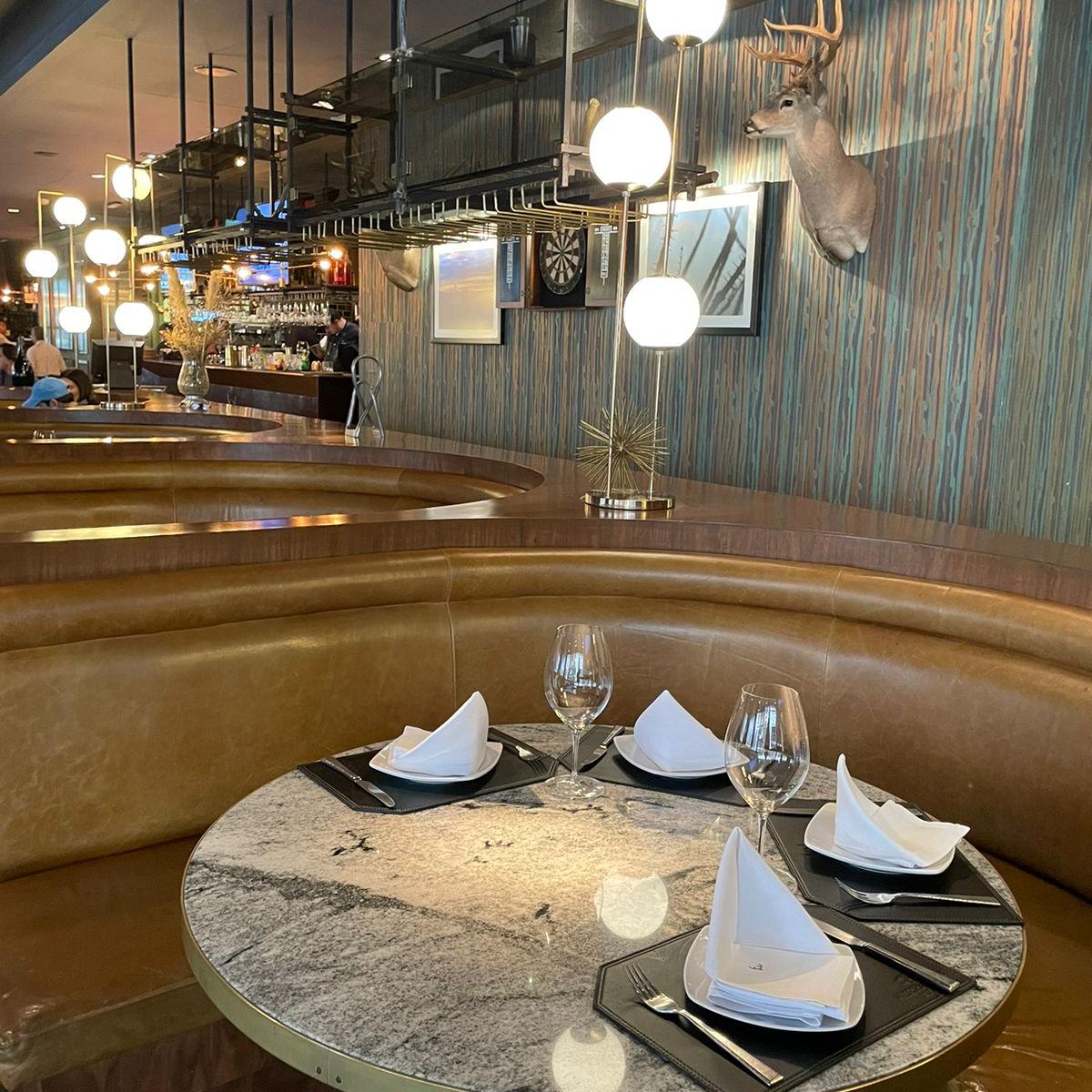 Restaurante Mochomos Metepec 8
